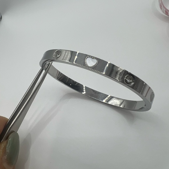 Jewelry - Silver Heart and Stone Bangle Bracelet
